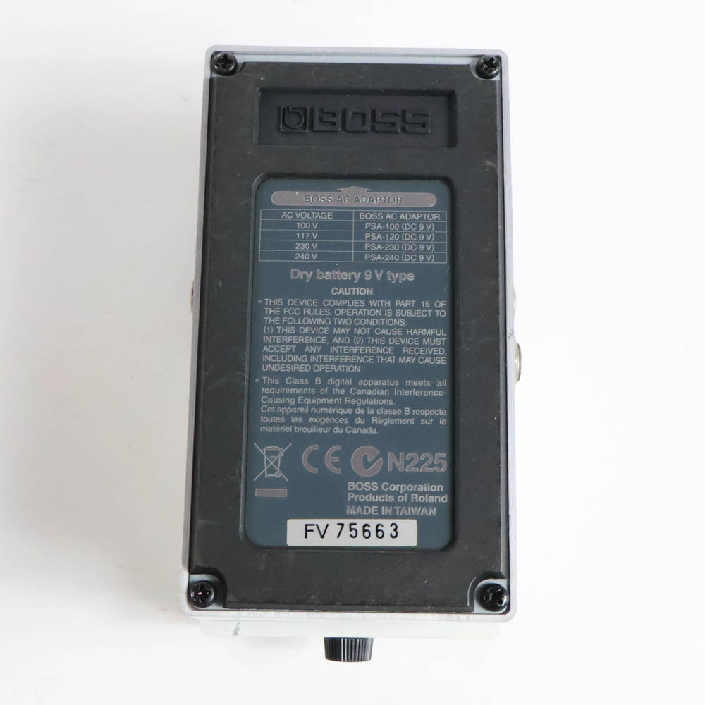 【中古】 クロマチックチューナー エフェクター BOSS TU-2 Chromatic Tuner ペダルチューナー 裏面