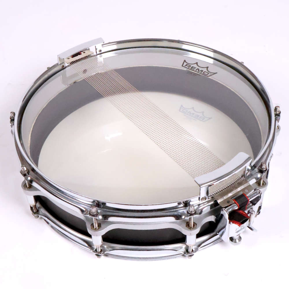 【中古】スネアドラム パール Pearl  FREE FLOATING STEEL SHELL Black Finish 14×3.5 ピッコロスネア 裏面