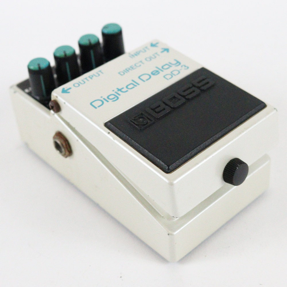 【中古】 デジタルディレイ エフェクター BOSS DD-3 Digtal Delay ギターエフェクター ディレイ 本体画像 斜め 
