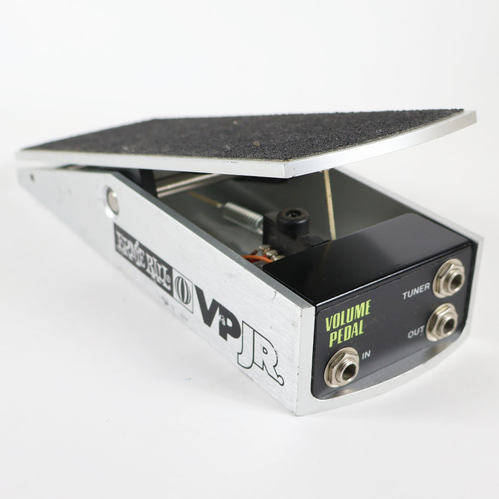 【中古】 ボリュームペダル ERNIE BALL 6180 Volume Pedal Junior  VP JR エフェクター 本体画像 斜め 