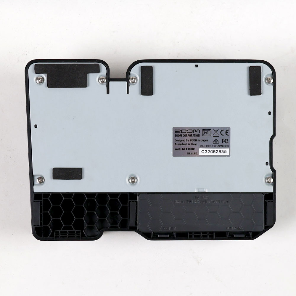 【中古】 ギターマルチエフェクター ZOOM G1X FOUR 裏面