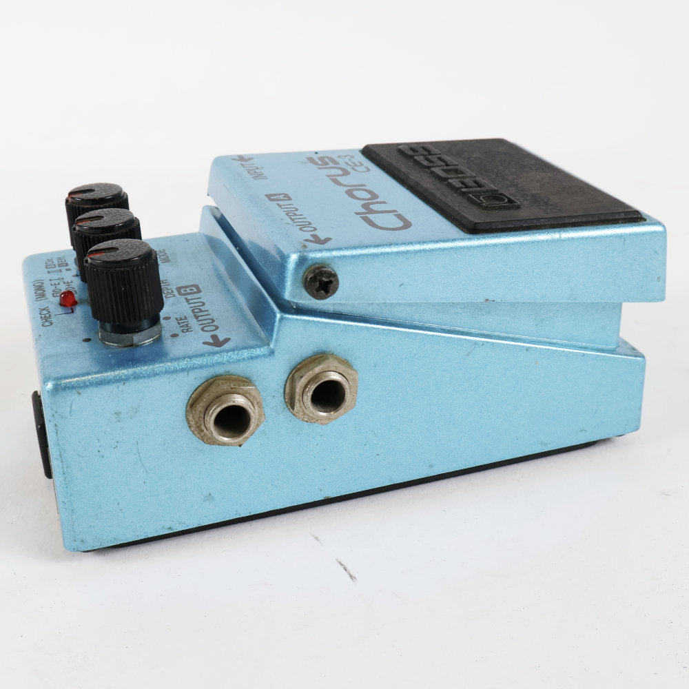 【中古】 コーラス エフェクター BOSS CE-3 Chorus Made in JAPAN ギターエフェクター 側面