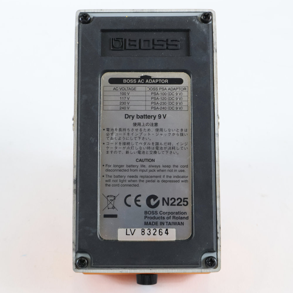 【中古】ディストーション エフェクター BOSS DS-1 Distortion ギターエフェクター 底面