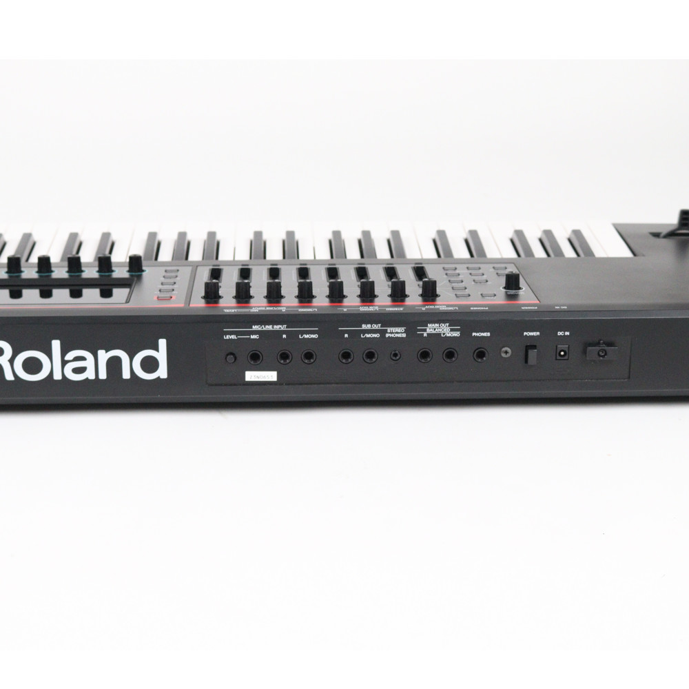 【中古】 ROLAND FANTOM-07 MUSIC WORKSTATION シンセサイザー キーボード 側面