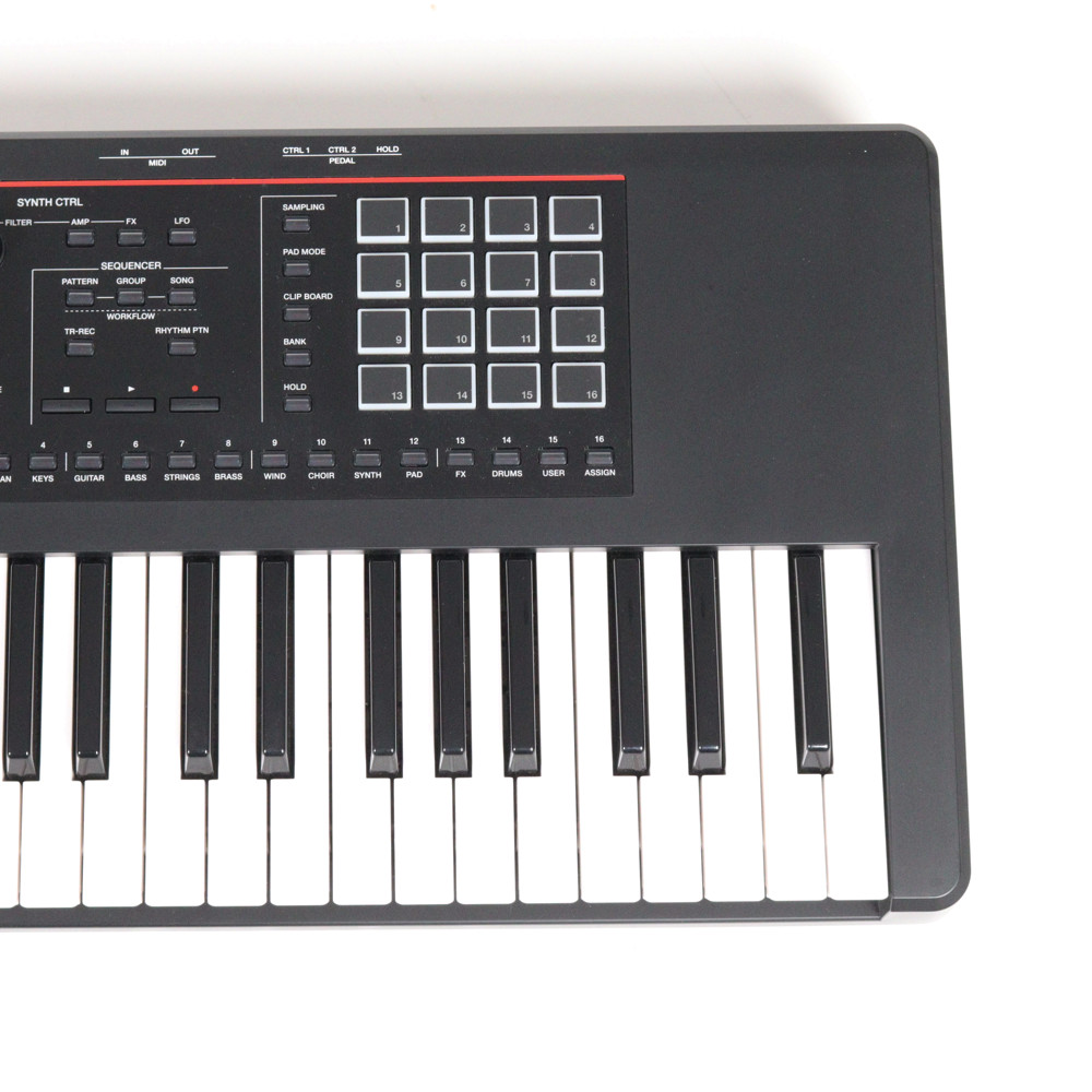 【中古】 ROLAND FANTOM-07 MUSIC WORKSTATION シンセサイザー キーボード コントロール