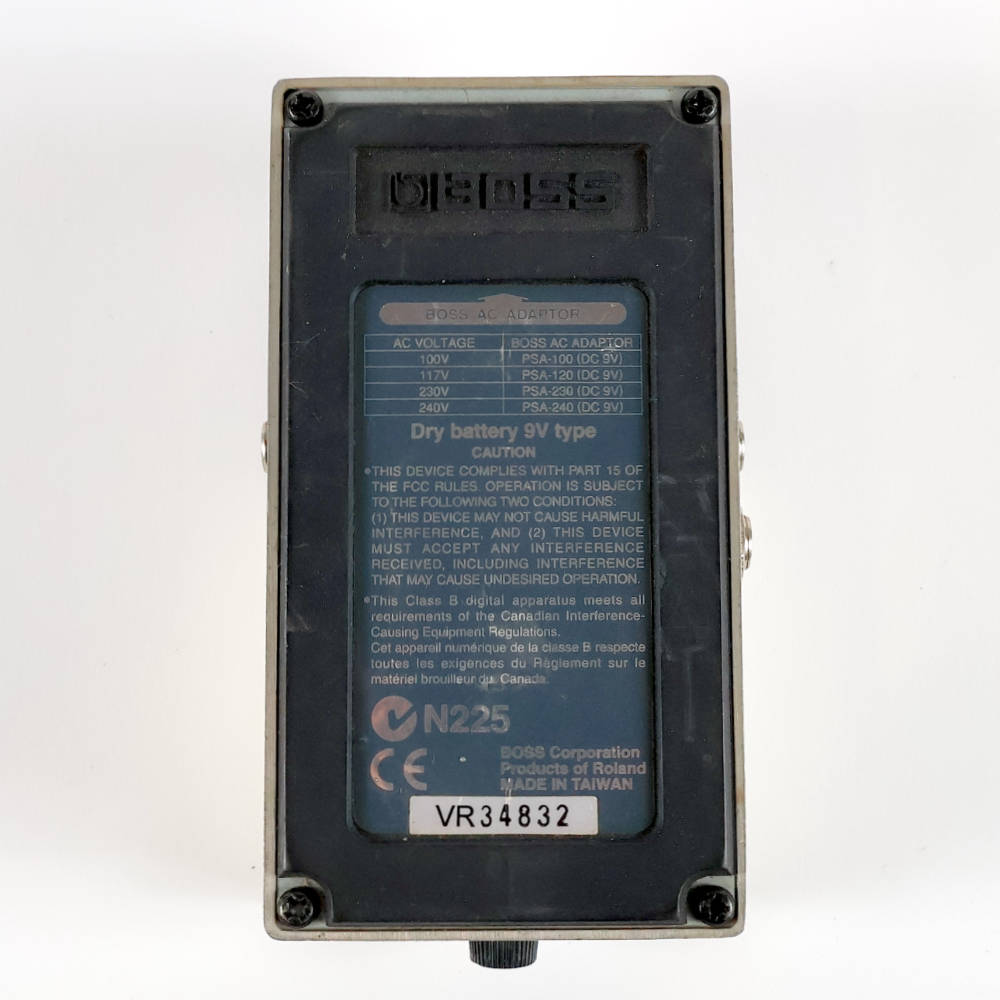【中古】 クロマチックチューナー エフェクター BOSS TU-2 Chromatic Tuner ペダルチューナー 裏面