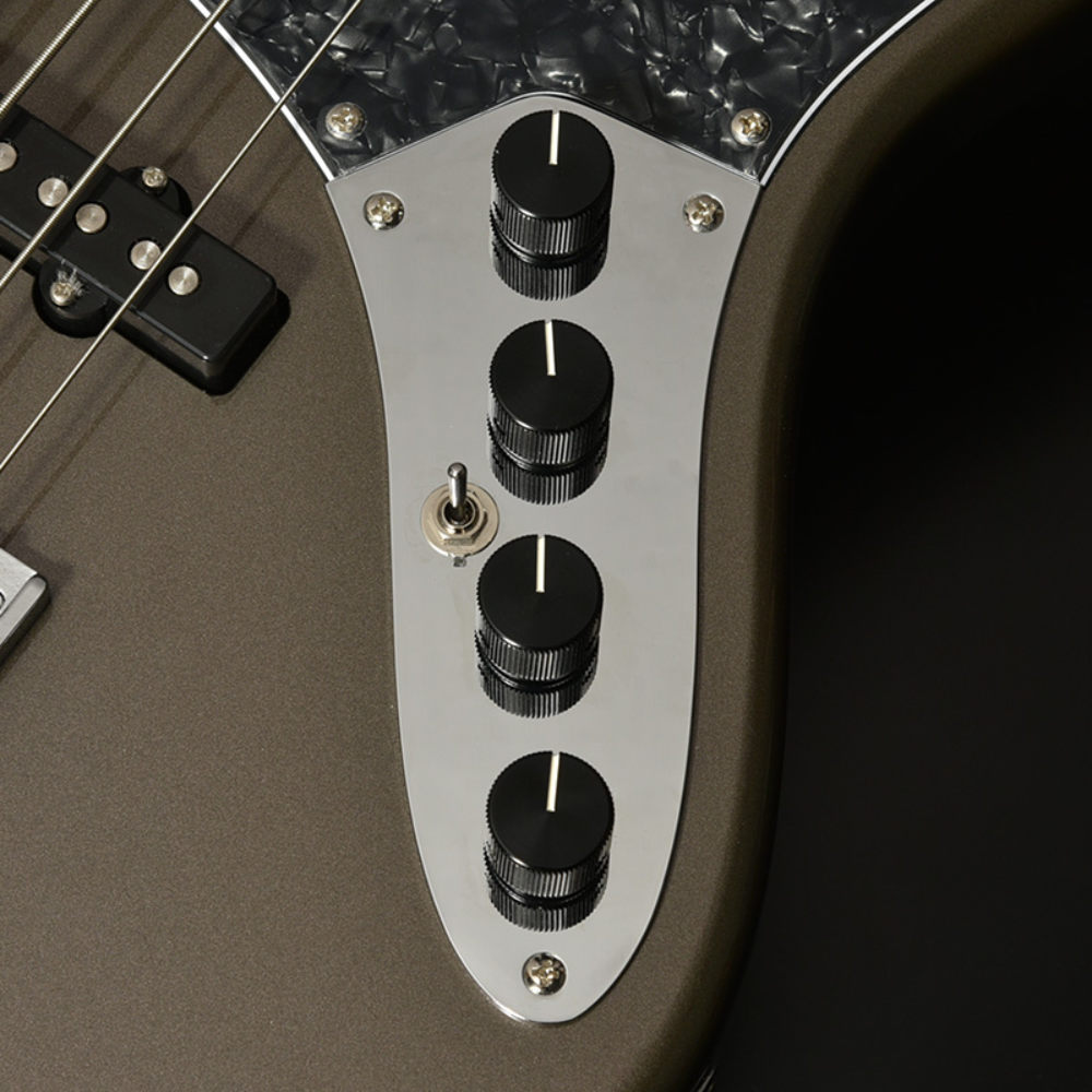 BACCHUS バッカス Japan Tune-up Series WL605AC-RSM/R ABRM エレキベース 5弦ベース コントロール部