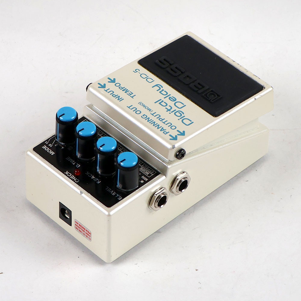 【中古】 デジタルディレイ エフェクター BOSS DD-5 Digtal Delay ギターエフェクター ディレイ 全体