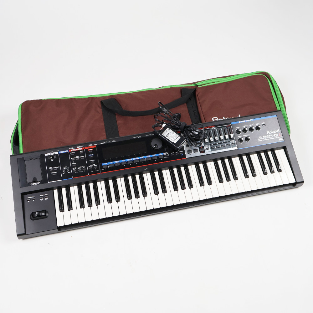 【中古】 シンセサイザー ROLAND JUNO-Gi ソフトケース付き 8トラックレコーダー搭載 ローランド