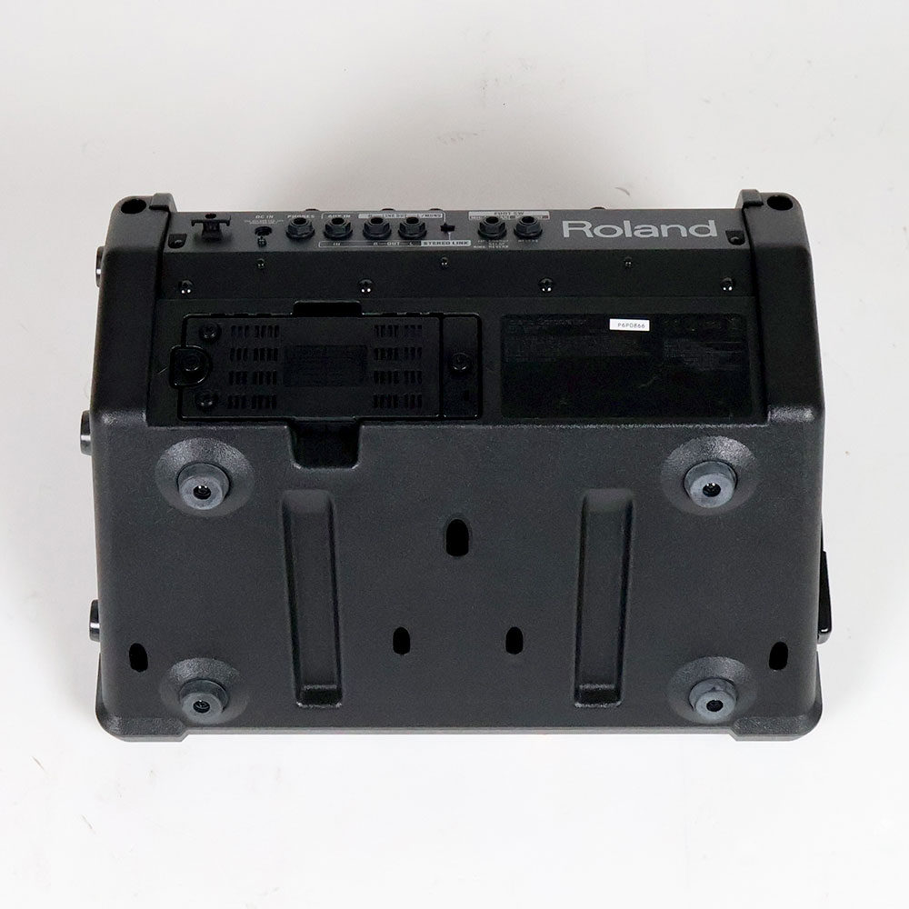 【中古】 ギターアンプ ローランド ROLAND CUBE Street EX BK ステレオ ポータブルアンプ マイクスピーカー 背面