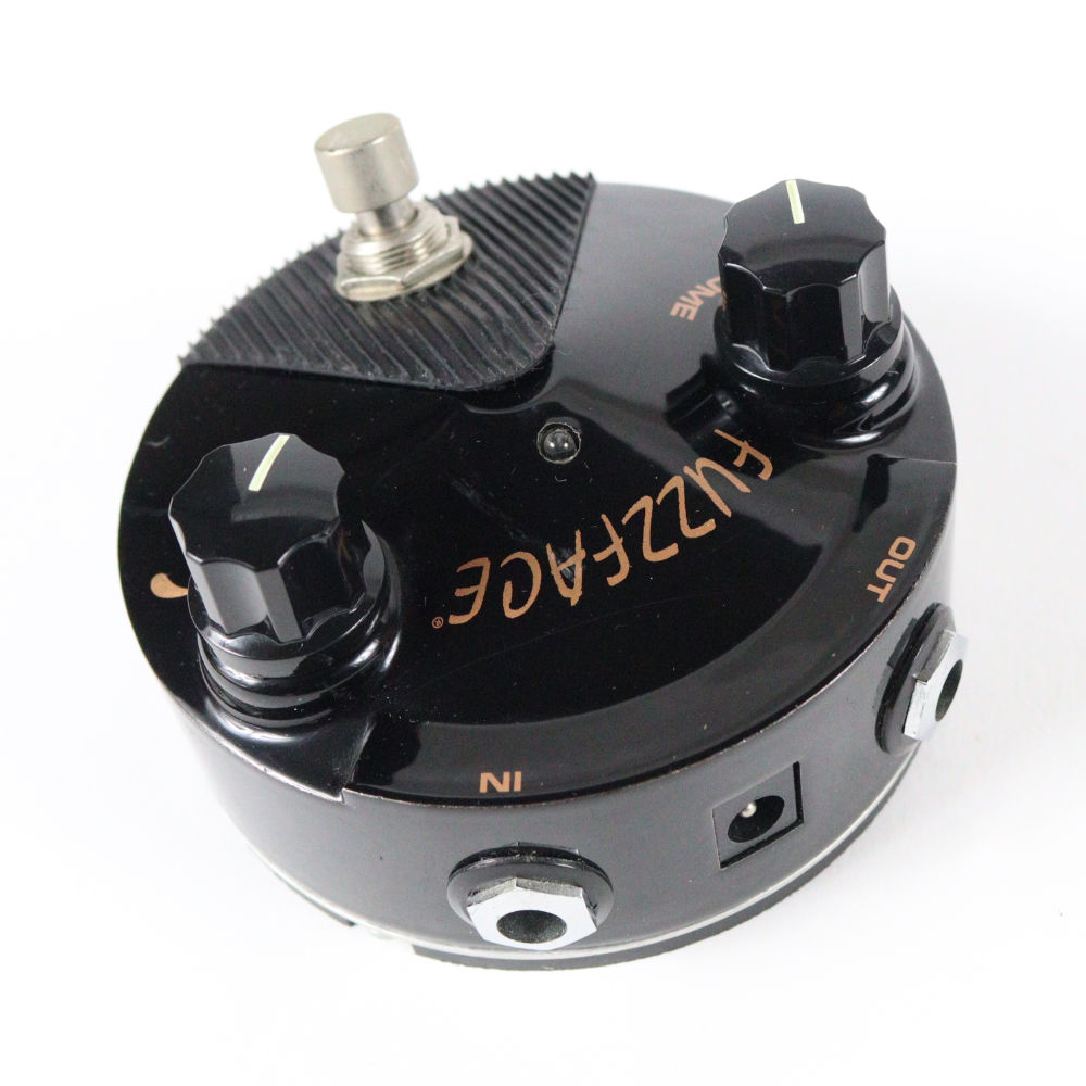 【中古】 JIM DUNLOP ジムダンロップ FFM4 Joe Bonamassa Fuzz Face Mini ギターエフェクター 本体画像 斜め 