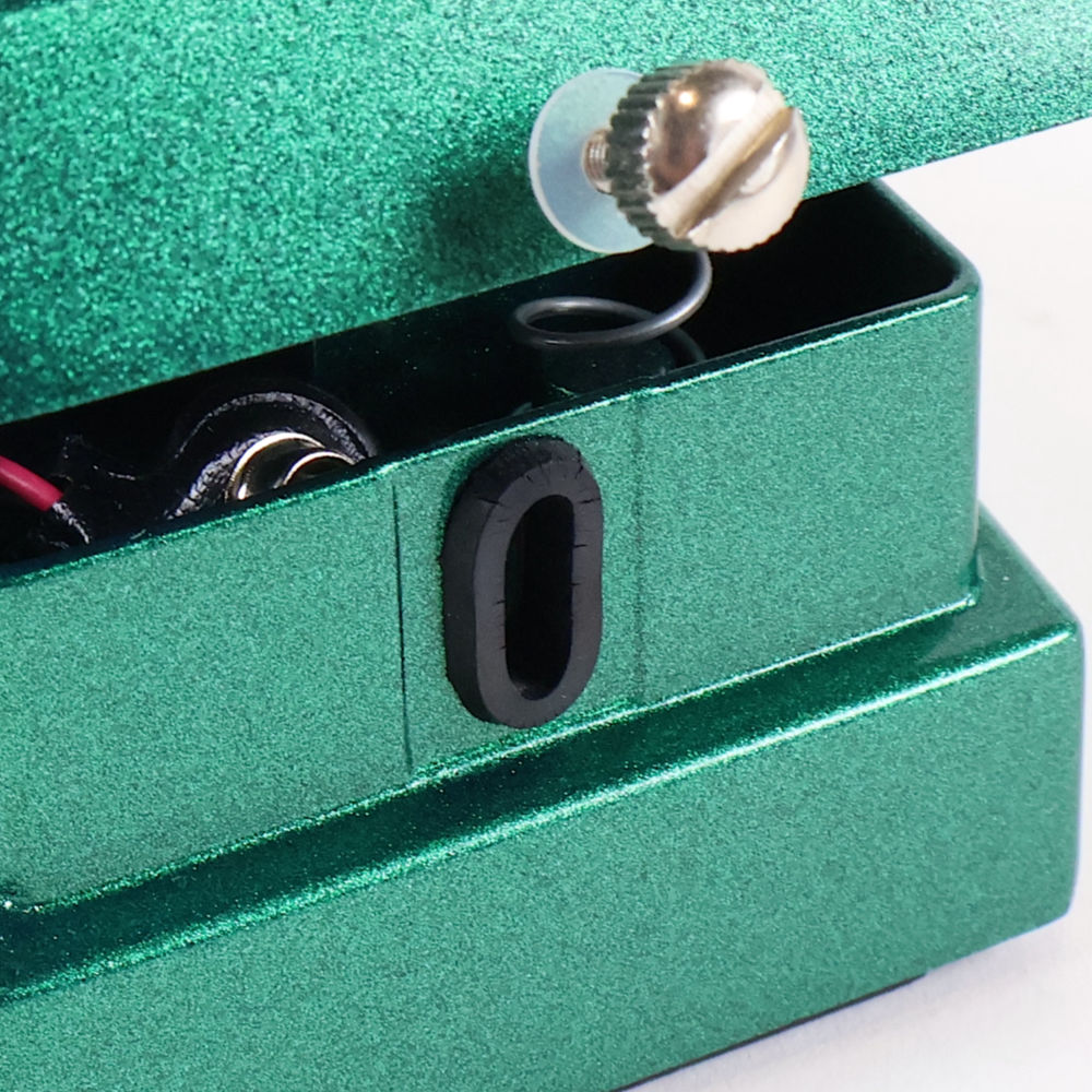 【中古】 BOSS BC-1X Bass Comp ベース用コンプレッサー ゴムブッシュ劣化