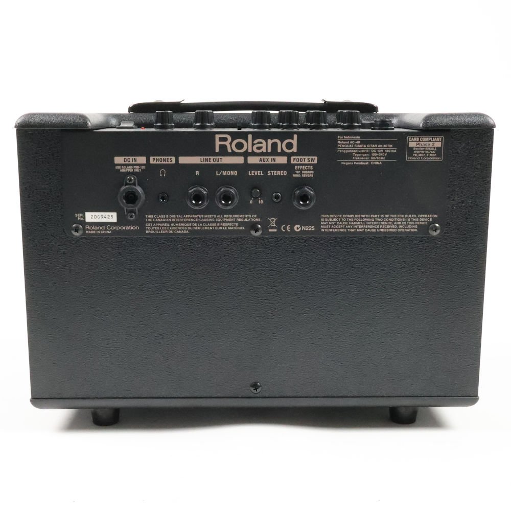 【中古】 アコースティックアンプ ROLAND AC-40 ローランド アコースティックギター用アンプ アコギアンプ 本体画像 裏 