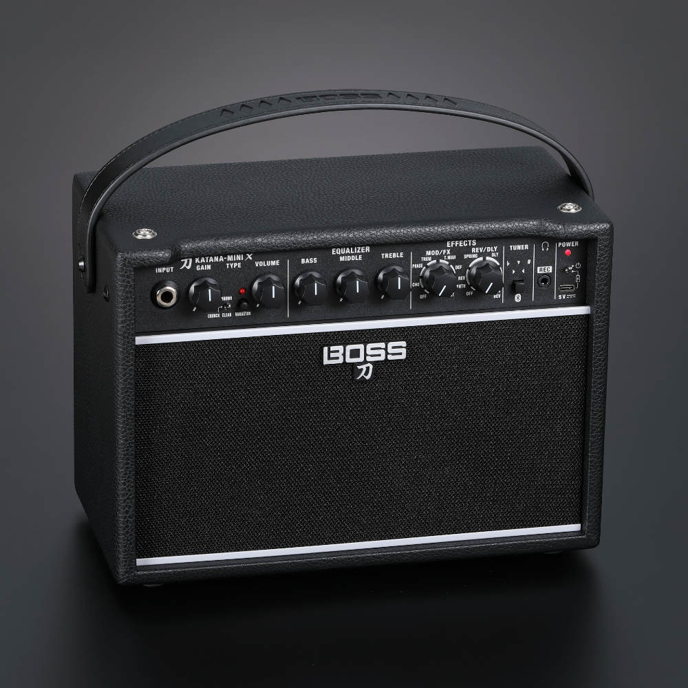 【訳あり】 BOSS ボス KTN-MINI X 小型ギターアンプ KATANA AMP MINI X カタナアンプミニエックス アウトレット 本体画像 斜め 2