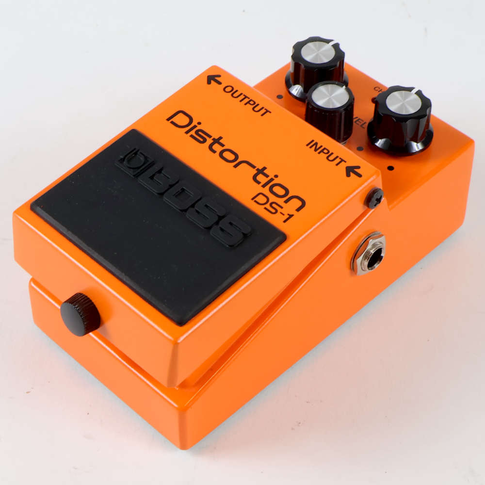 【中古】ディストーション エフェクター BOSS DS-1 Distortion ギターエフェクター 右サイド