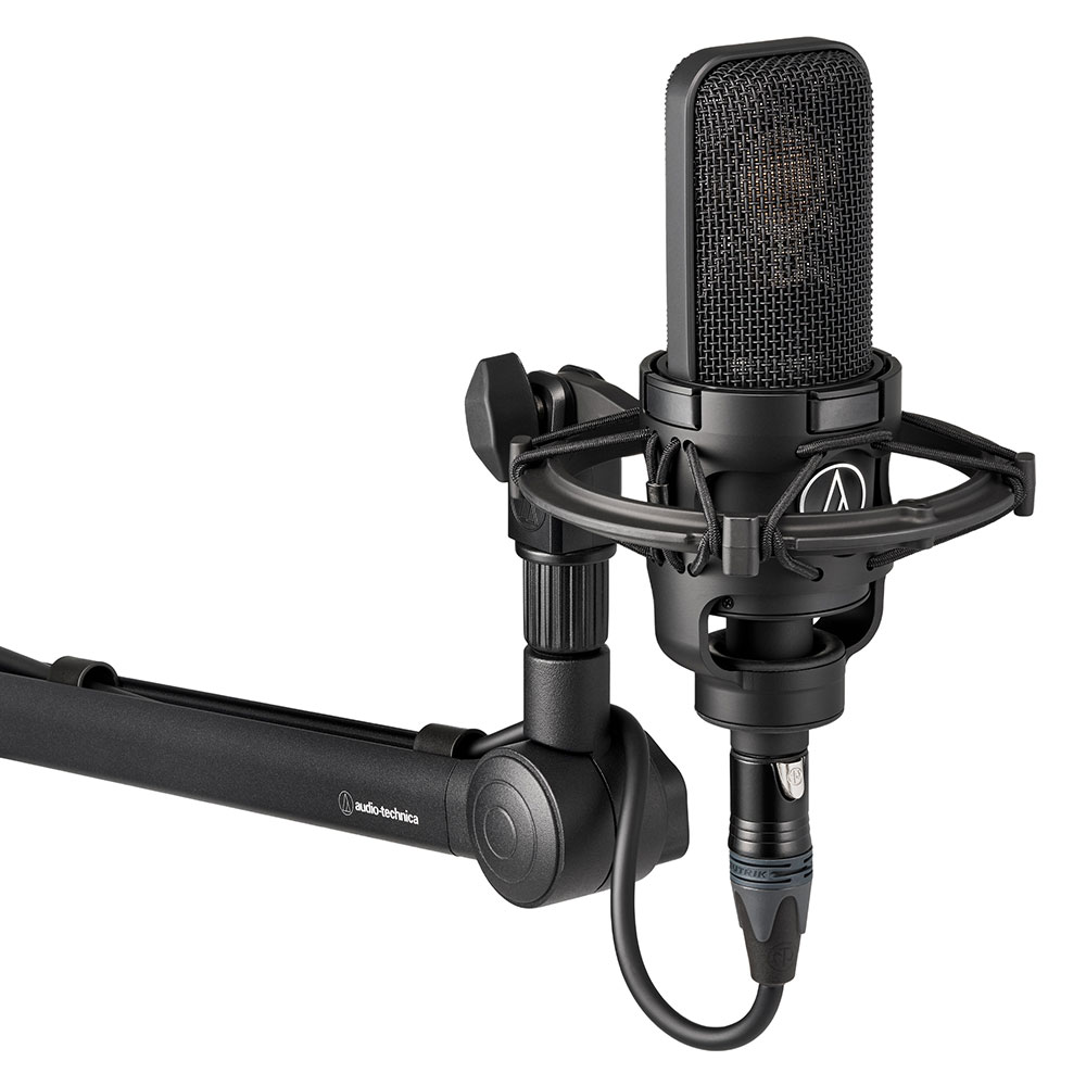 AUDIO-TECHNICA オーディオテクニカ BX9a/3.0 XLRオス-XLRメス 3.0m マイクケーブル 使用イメージ