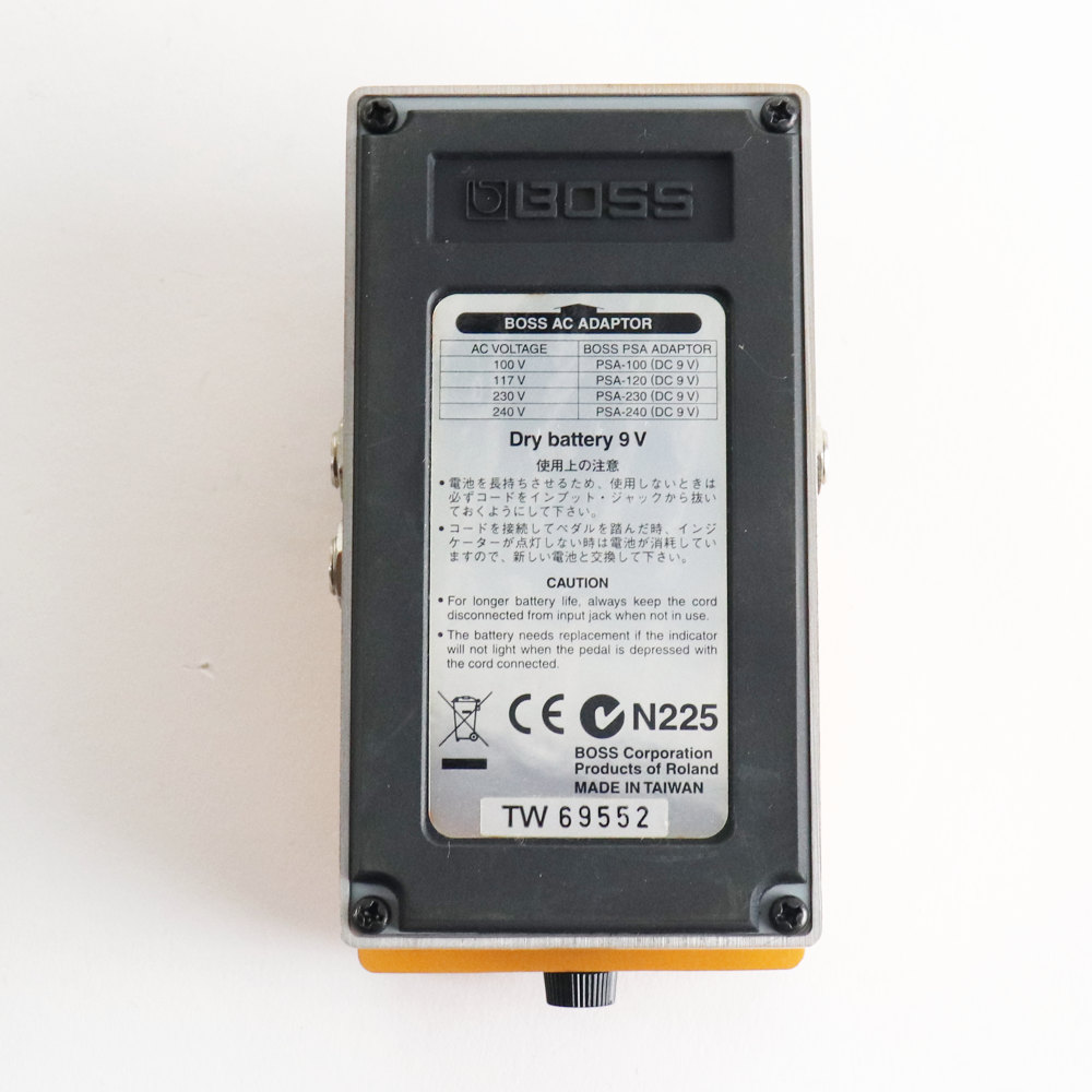 【中古】 ターボディストーション エフェクター BOSS DS-2 Turbo Distortion ギターエフェクター 裏面
