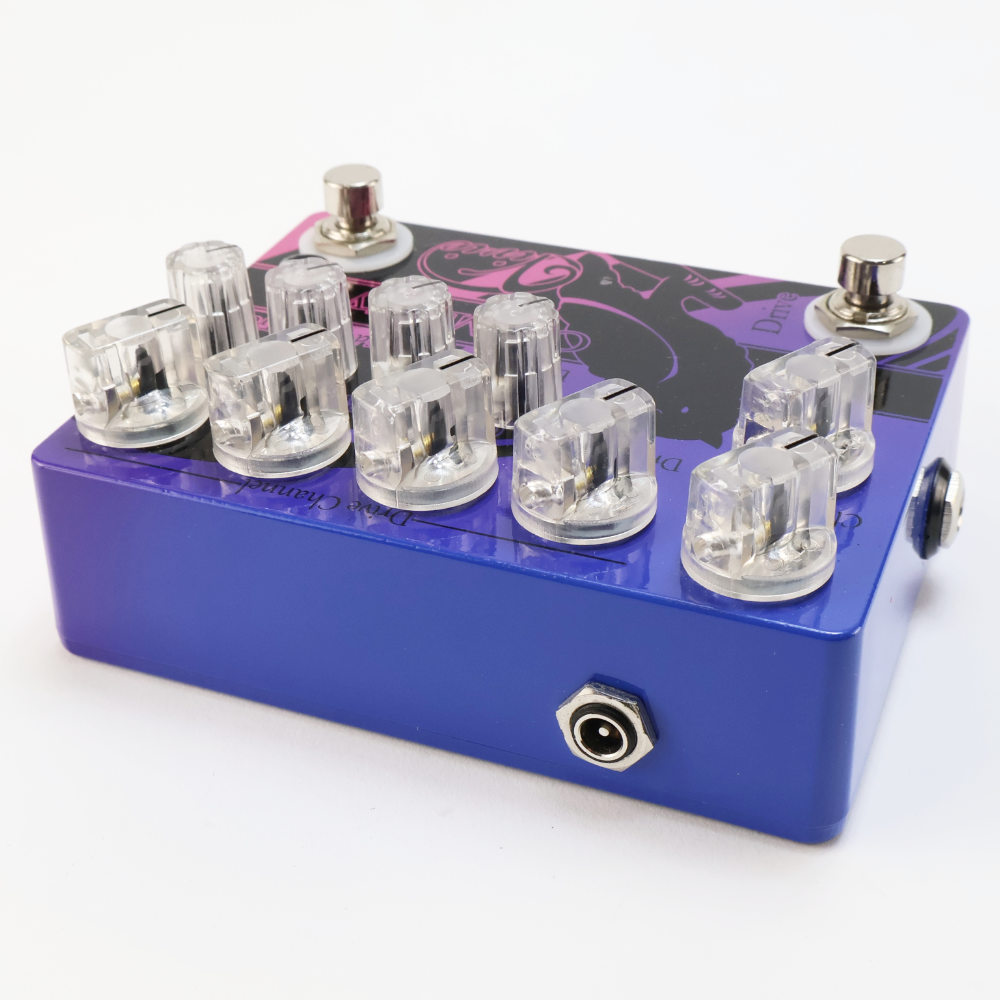 【中古】 ベースプリアンプエフェクター Vivie OwlMighty Bass Preamp ヴィヴィ 本体画像 斜め