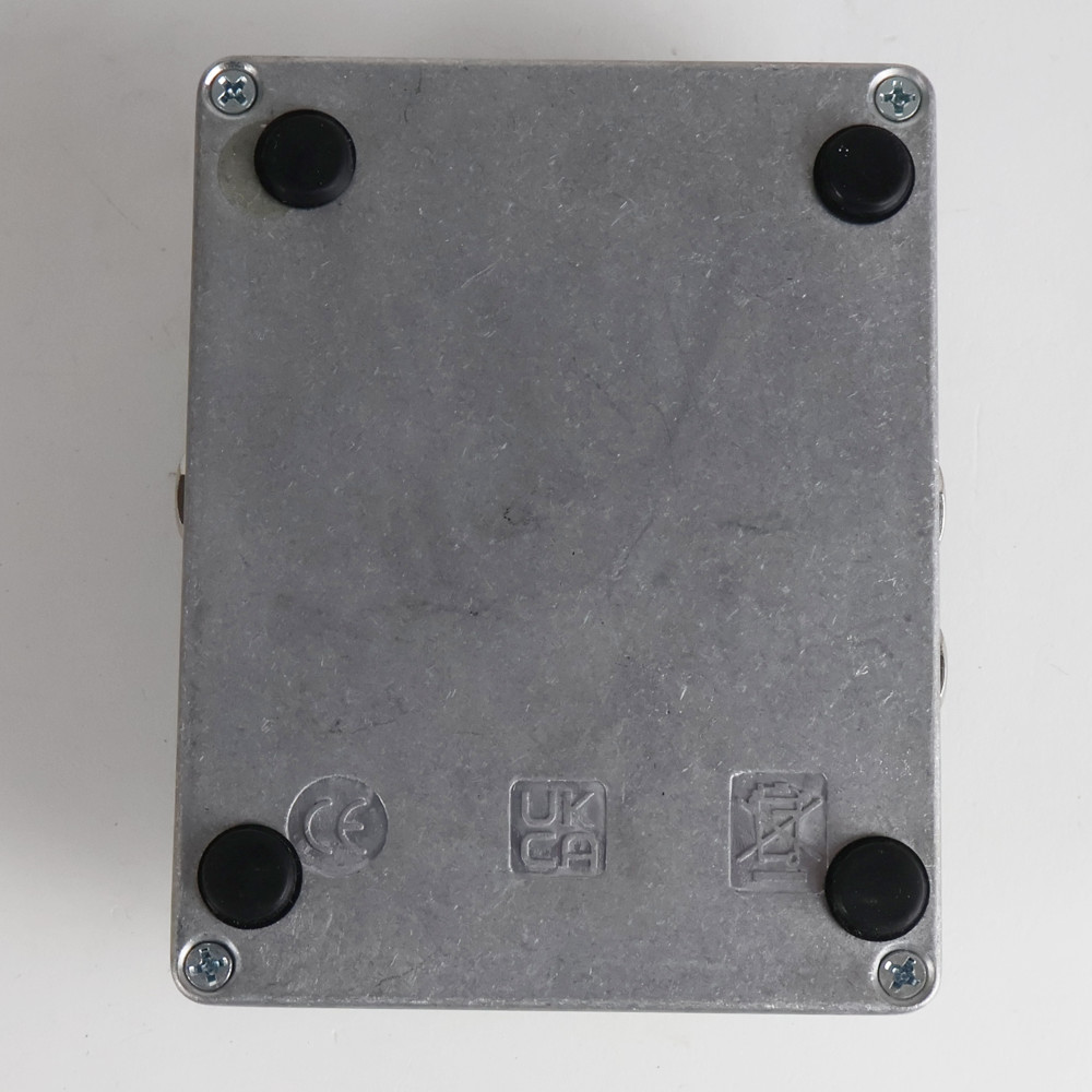 【中古】 ベース ビッグマフ エフェクター ELECTRO-HARMONIX Bass Big Muff Pi ファズ ディストーション ベースエフェクター 裏面