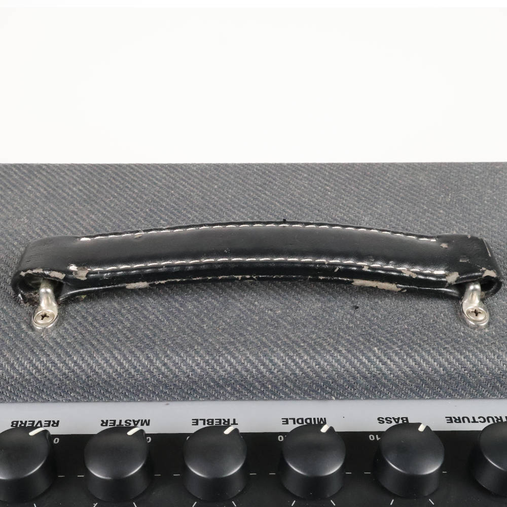 【中古】 ギターアンプ FENDER BASSBREAKER 15 COMBO コンボアンプ 傷