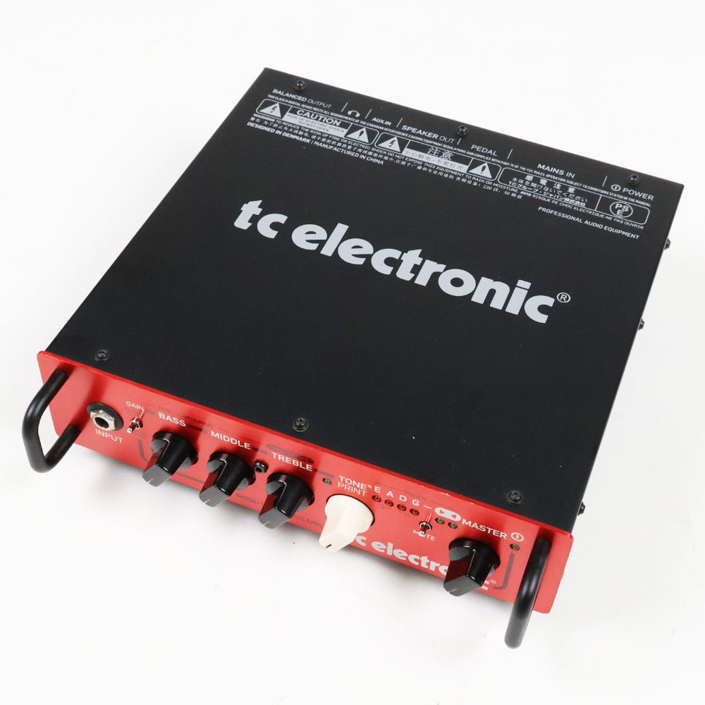 【中古】 tc electronic BH250 小型ベースアンプ ヘッド 本体画像 斜め 