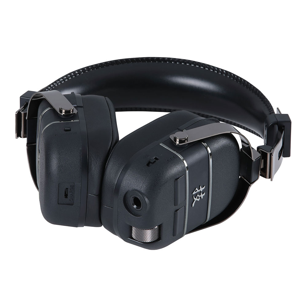 【訳あり】 BOSS WAZA-AIR BASS アウトレット 小型ベースアンプ ワイヤレスシステム ヘッドホン 全体