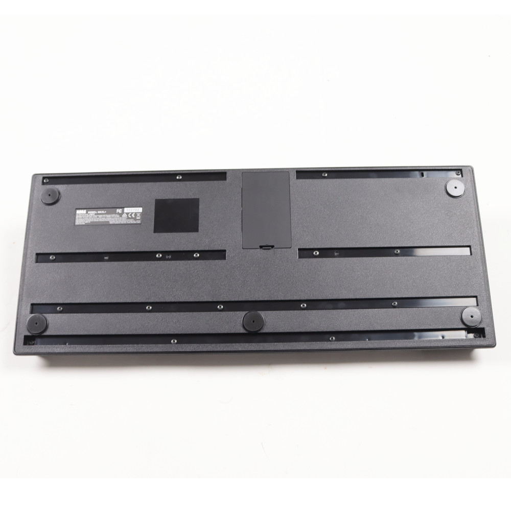 【中古】 KORG microKORG XL+ シンセサイザー ボコーダー 裏面