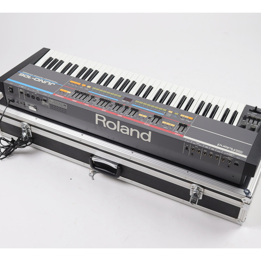 【中古】 シンセサイザー Roland JUNO-106 側面