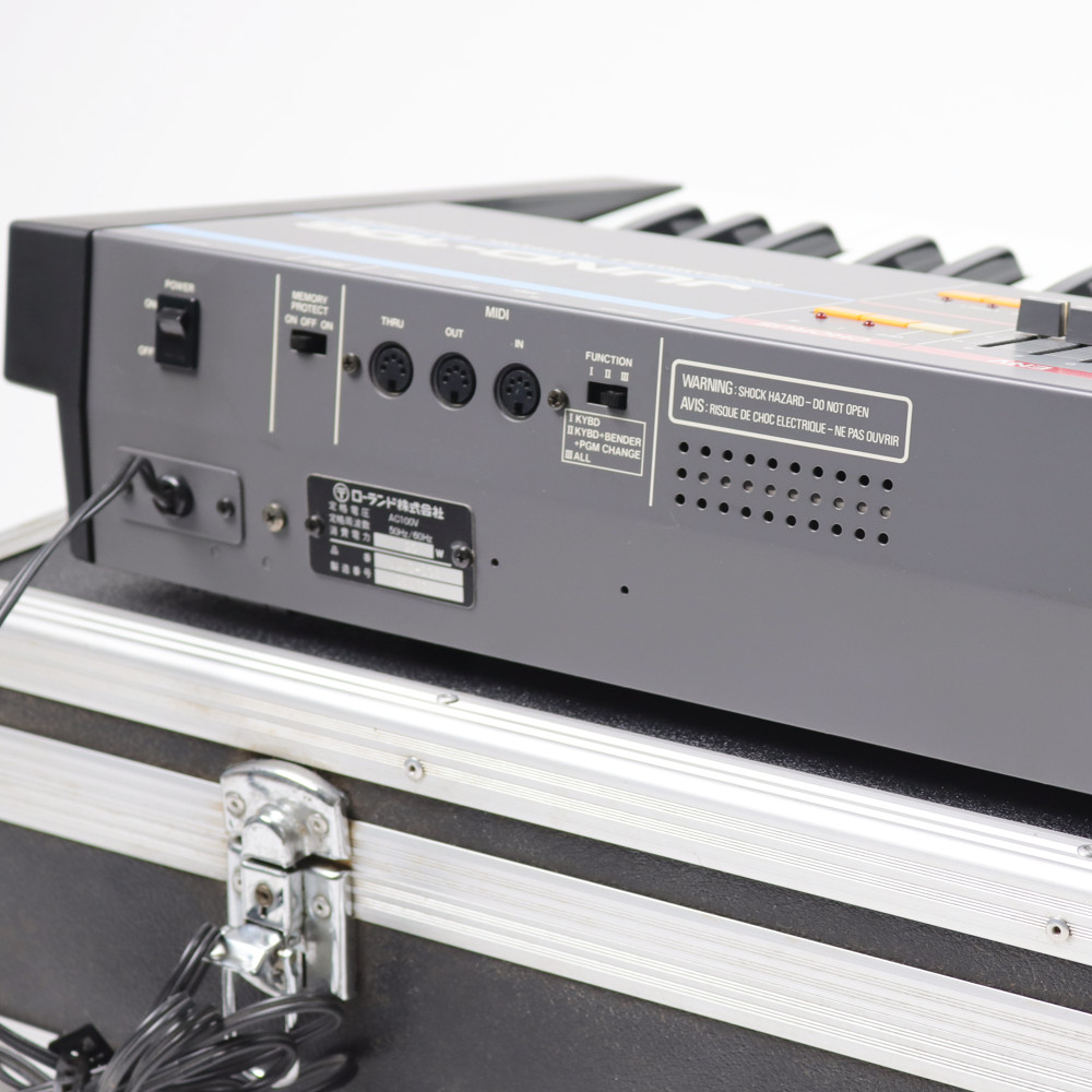 【中古】 シンセサイザー Roland JUNO-106 側面