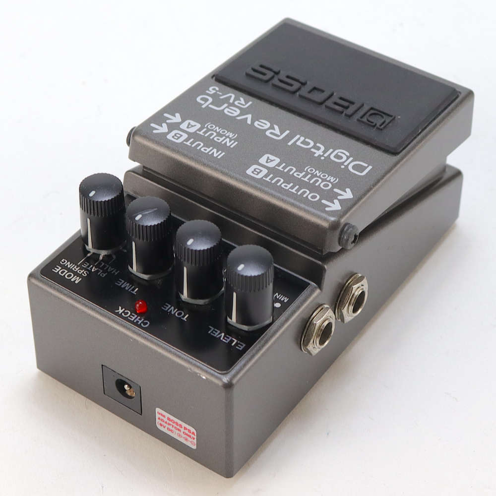 【中古】デジタルリバーブ エフェクター BOSS RV-5 Digital Reverb ボス リヴァーブ エフェクター リア斜めアングル画像