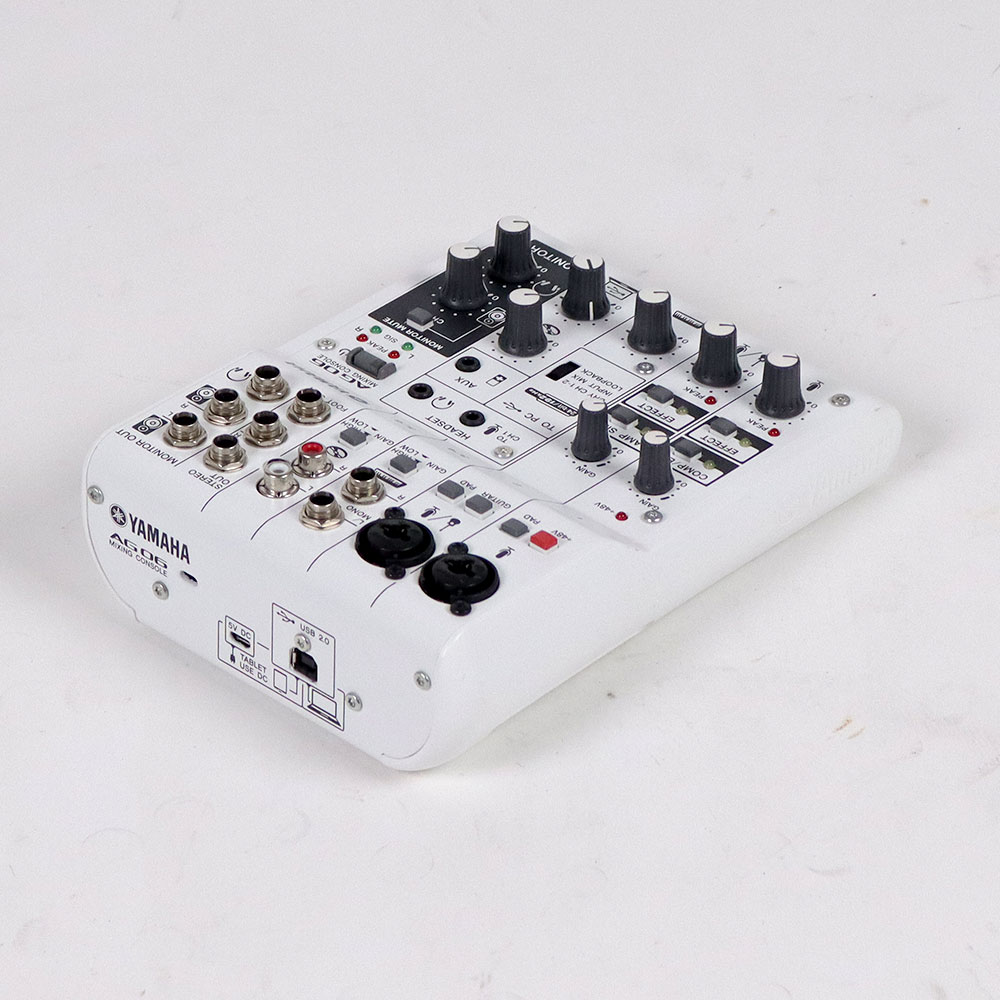 【中古】 ミキサー ヤマハ YAMAHA AG06 W ライブストリーミングミキサー ホワイト 全体