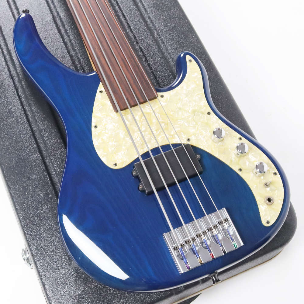 【中古】clover クローバー Avenger 5 Fretless フレットレス 5弦エレキベース ボディ画像