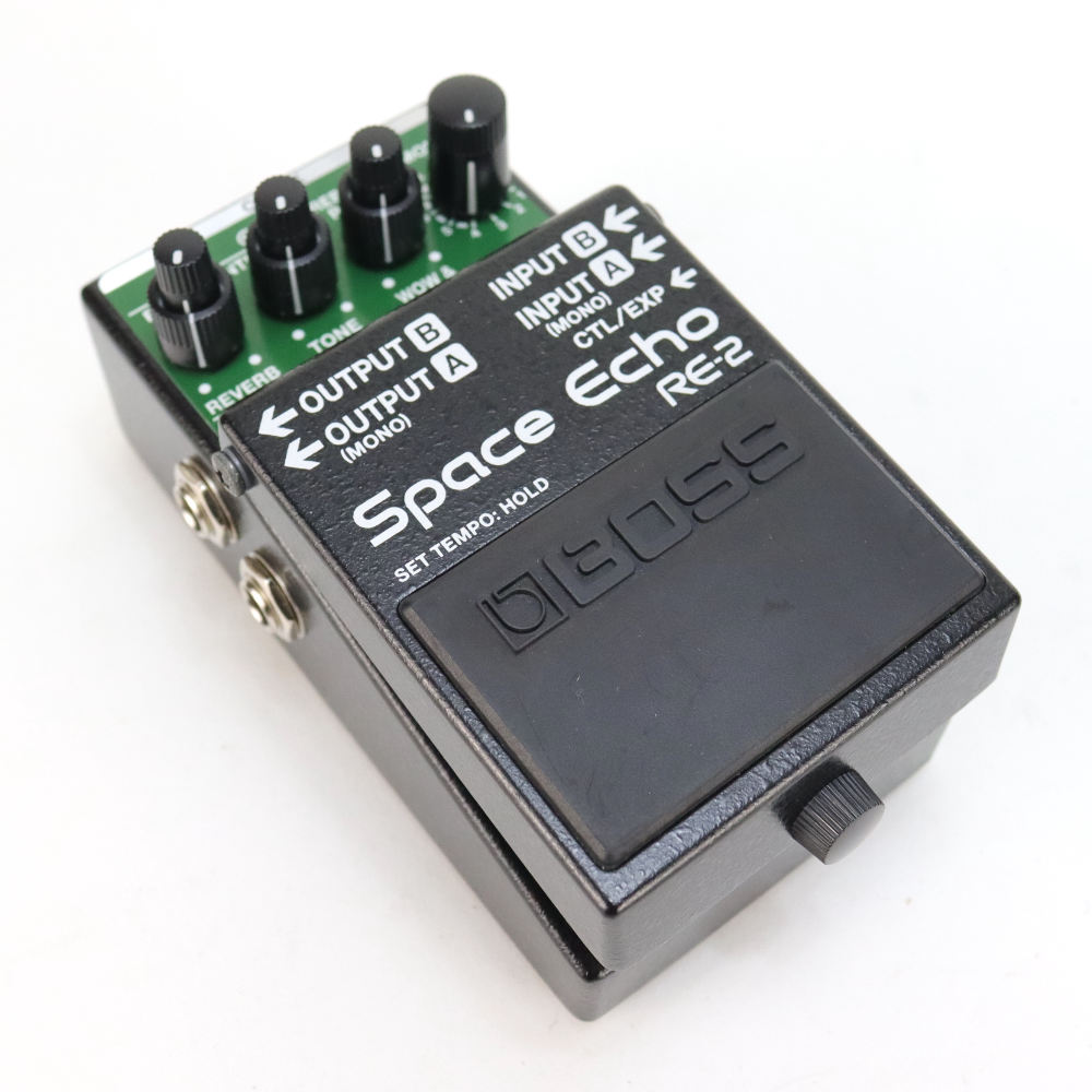 【中古】 BOSS RE-2 Space Echo スペースエコー エコー ディレイ リバーブ ギターエフェクター 斜めアングル画像