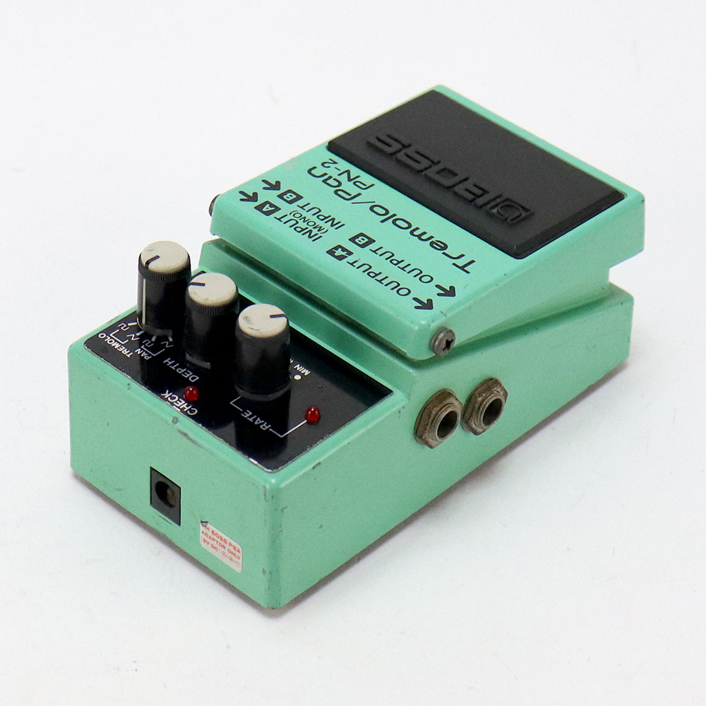 【中古】 トレモロパン エフェクター BOSS PN-2 ギターエフェクター Tremolo / Pan トレモロ パンニング 全体