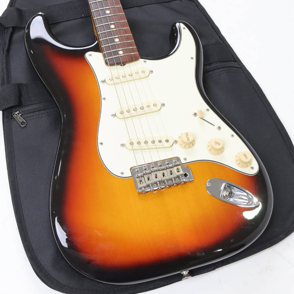 【中古】 エレキギター Fender Japan ST62-66DMC 3TS (ST62-DMC) 2007年頃製造 Dimarzio Collection（ディマジオコレクション）ピックアップ搭載 バスウッドボディー ボディ画像 