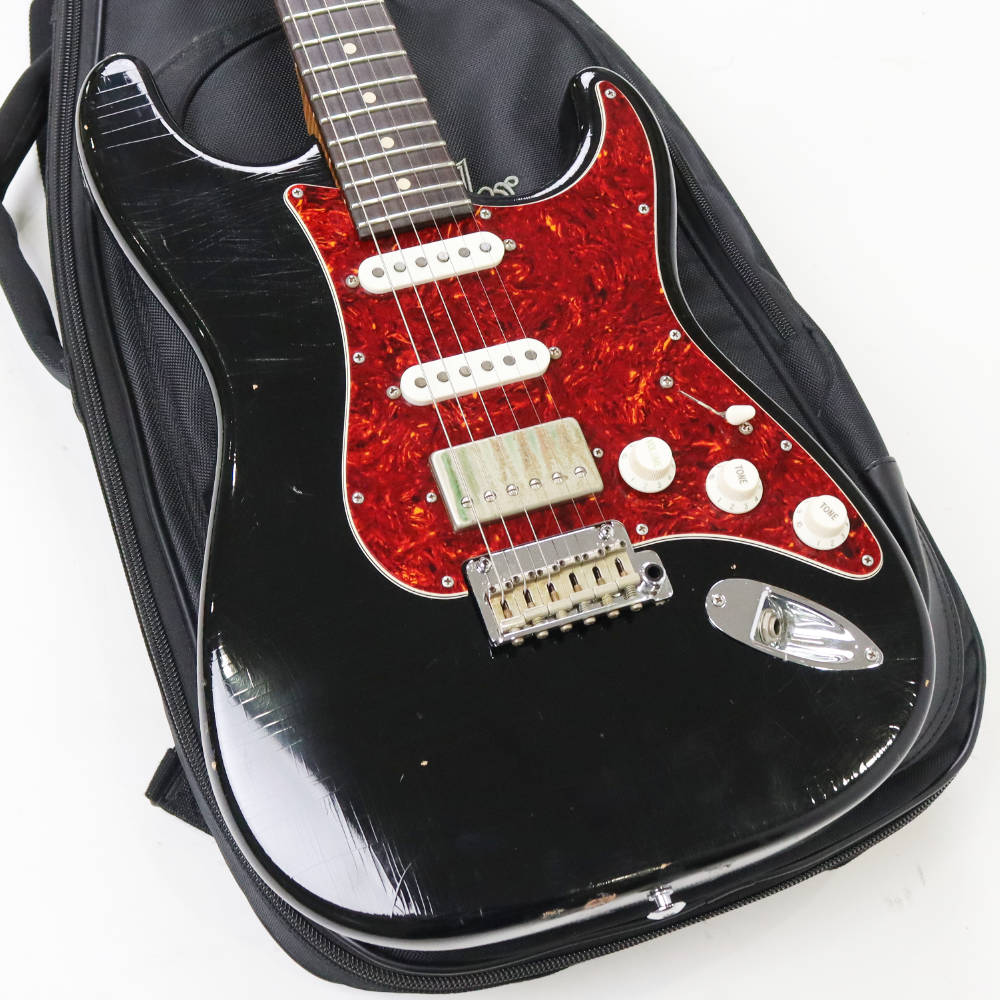 【中古】 エレキギター Suhr JST Classic S Antique SSH Black with Tortise Shell Pickguard Light Aging Roasted Flame Maple Neck 2019年製 サー クラシック レリック Aged ボディ画像