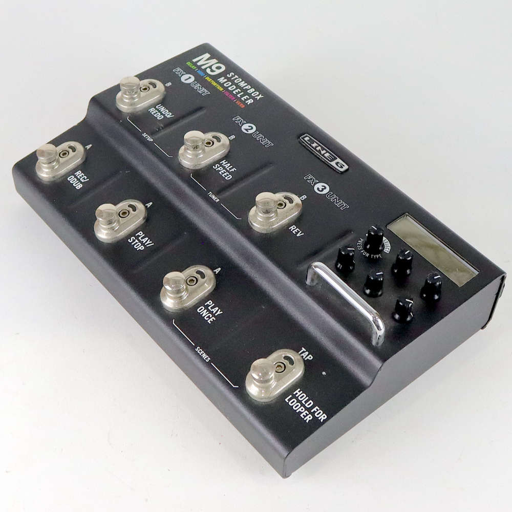 【中古】 マルチエフェクター ライン6 LINE6 M9 STOMPBOX MODELER 斜めアングル画像