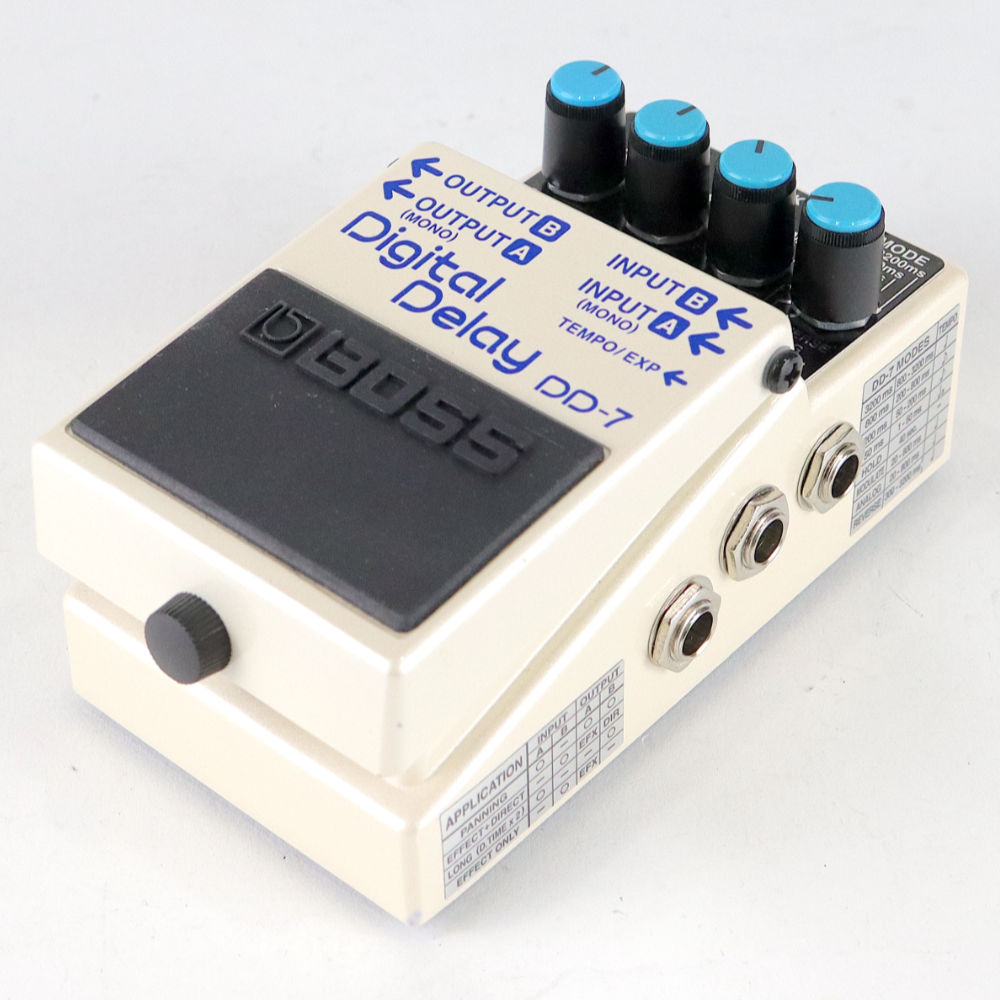 【中古】ディレイ エフェクター BOSS DD-7 Digital Delay ギターエフェクター デジタルディレイ 斜めアングル画像