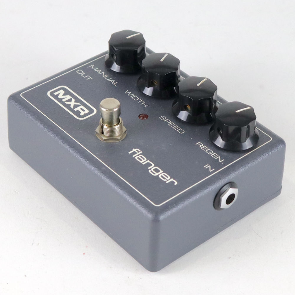 【中古】 MXR M-117R FLANGER フランジャー ギターエフェクター 全体