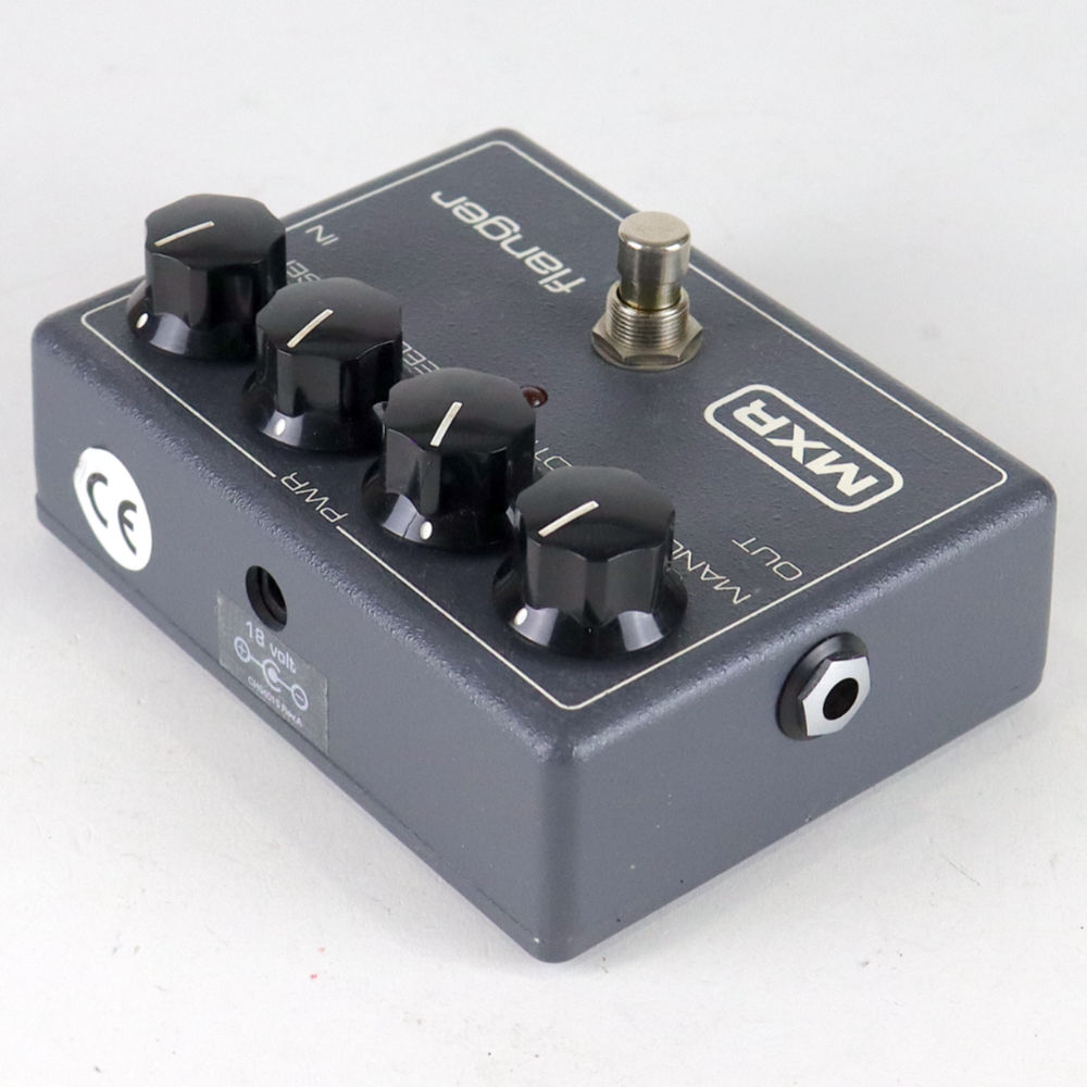 【中古】 MXR M-117R FLANGER フランジャー ギターエフェクター 全体