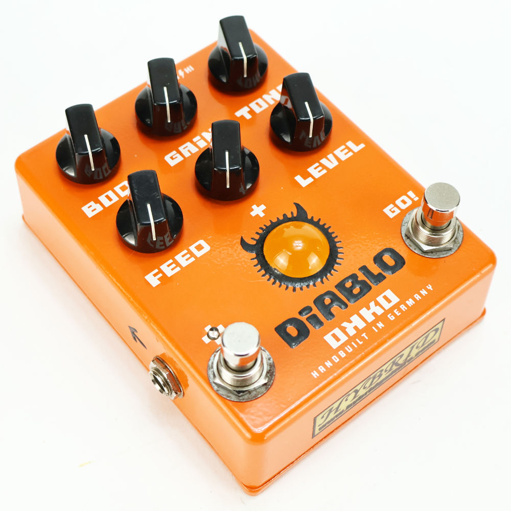 【中古】 OKKO オッコ Diablo Boost+ オーバードライブ  ディストーション ギターエフェクター 本体画像 斜め2