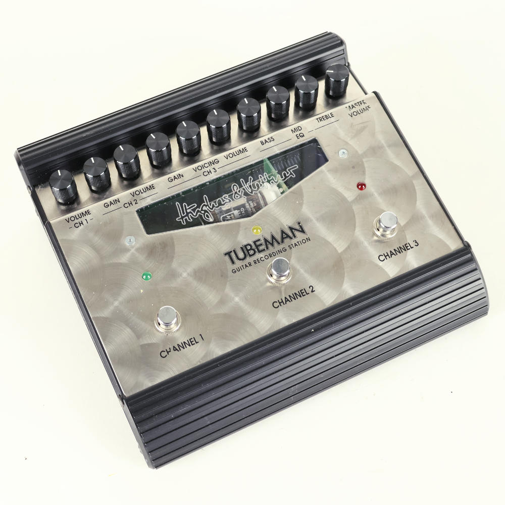 【中古】 エレキギター用ペダル型プリアンプ Hughes＆Kettner TUBEMAN ヒュースアンドケトナー プリアンプ 本体画像 斜め 2