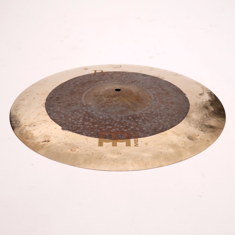 【中古】 クラッシュシンバル マイネル MEINL Byzance Dual Crash 18インチ 斜めアングル画像