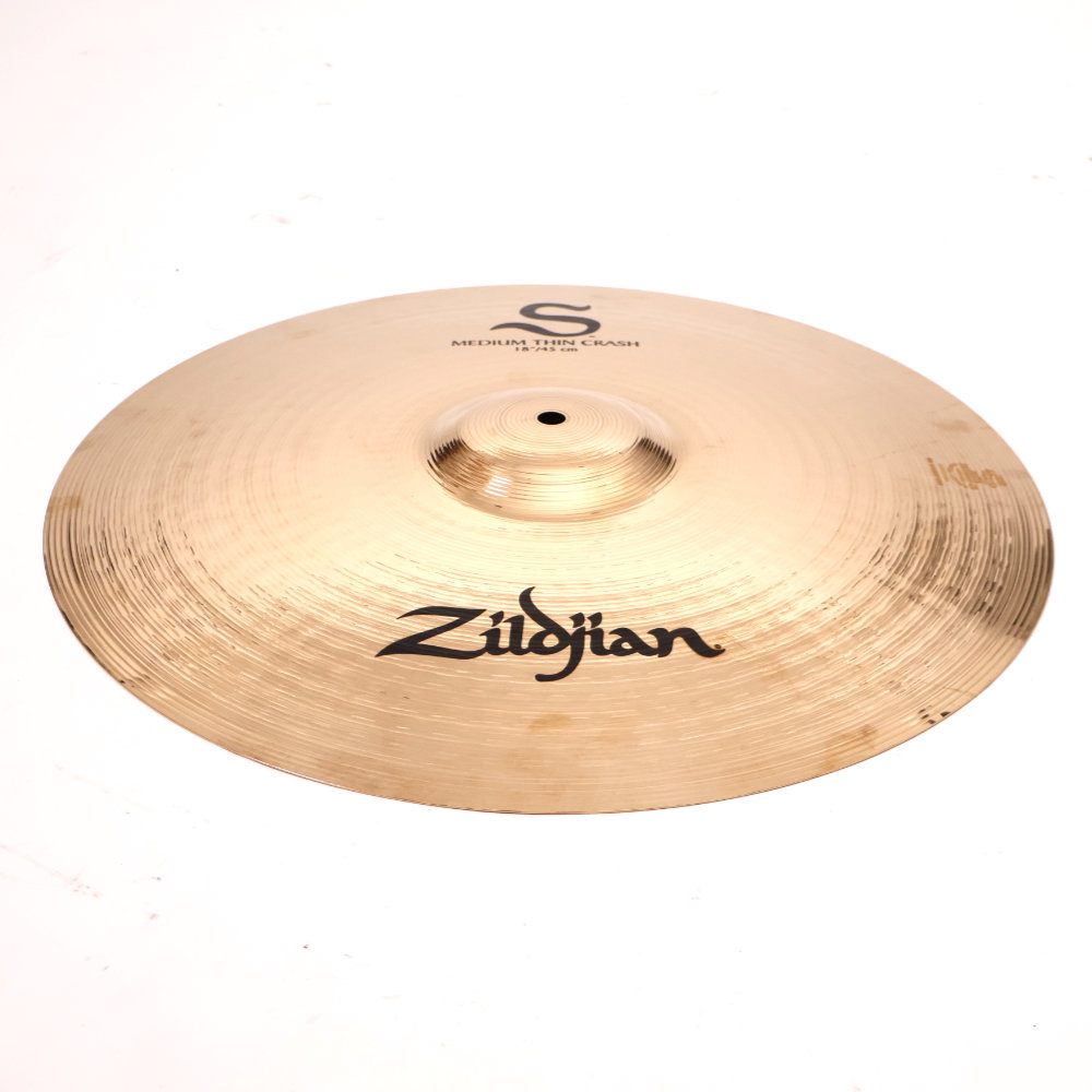【中古】 クラッシュシンバル ジルジャン ZILDJIAN S FAMILY MEDIUM THIN CRASH 18インチ クラッシュシンバル 斜めアングル画像