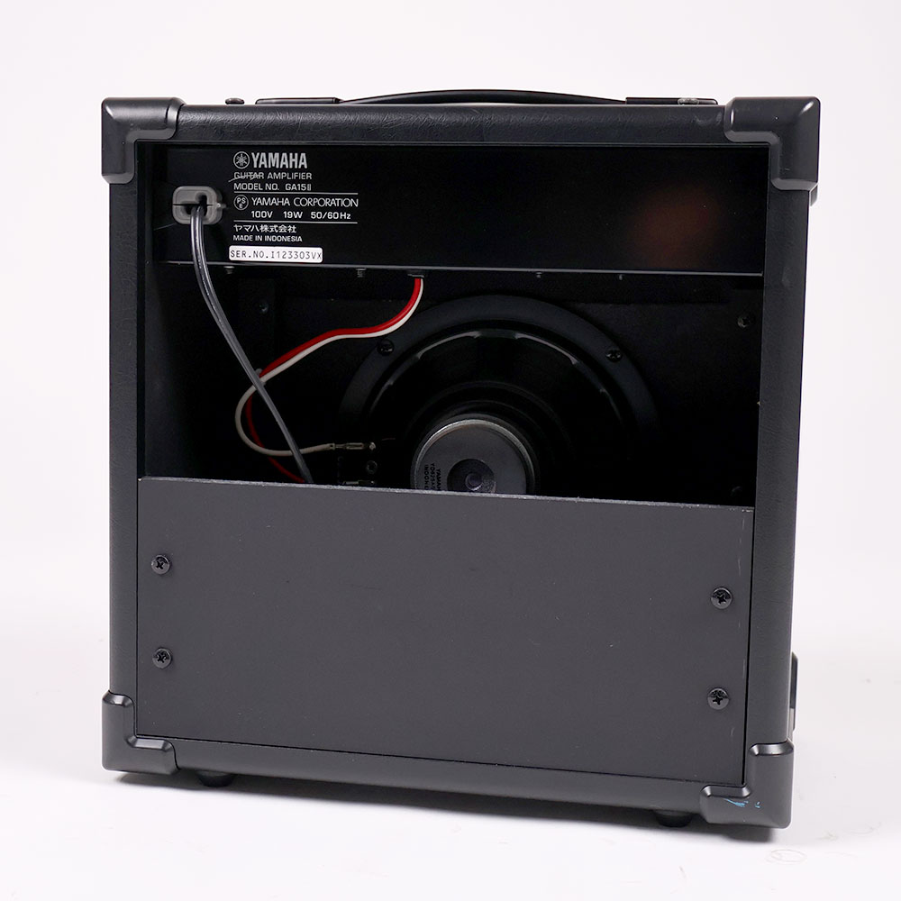 【中古】 ヤマハ YAMAHA GA15II 小型ギターアンプ コンボ 背面