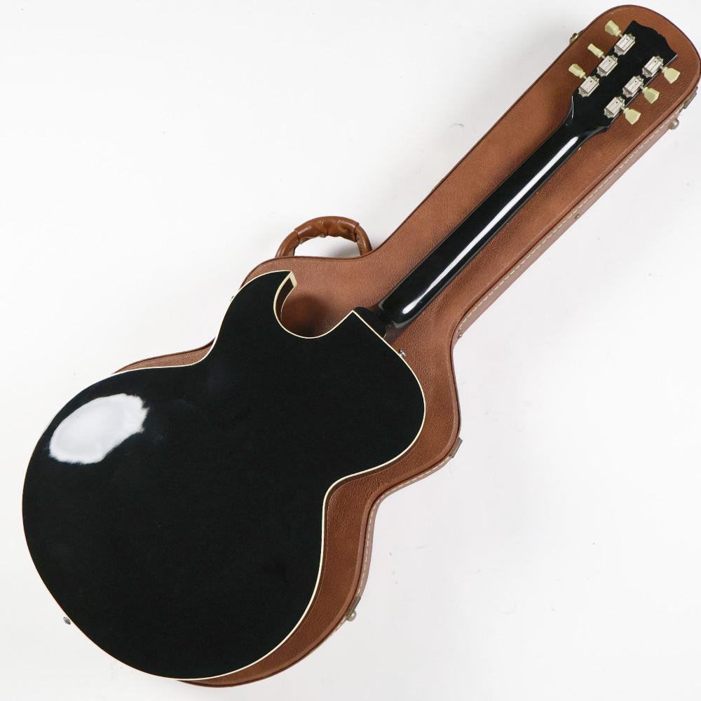【中古】 エレキギター Gibson ES-135 Ebony 1995年製  セミアコースティックギター P-100ピックアップ搭載 ボディバック画像 