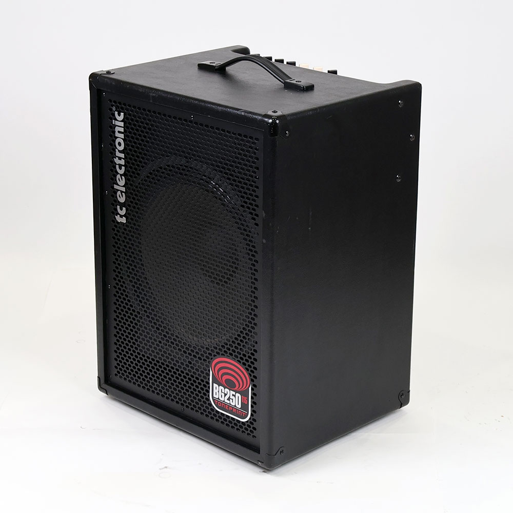 【中古】 ベース用コンボアンプ tc electronic BG250 BASS COMBO ベースコンボアンプ 全体