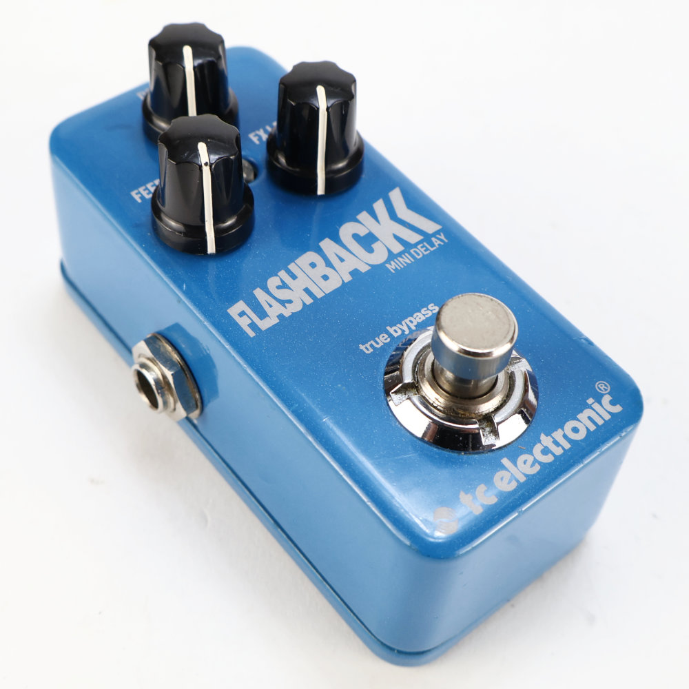 【中古】 ディレイ エフェクター tc electronic Flashback Mini Delay ギター用エフェクター 本体画像 斜め 2
