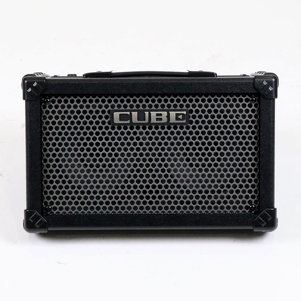 【中古】 ギターアンプ ローランド ROLAND CUBE Street BK 乾電池駆動パフォーマンス用ステレオアンプ ギターアンプ 正面
