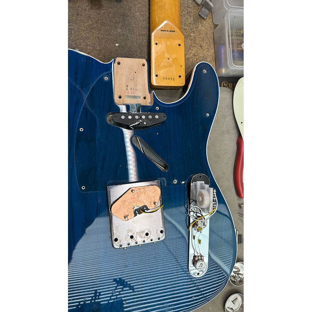 【中古】 エレキギター Fender Classic ’60s Telecaster Custom Rosewood Fingerboard Transparent Blue 2016年製 Made in Japan Classic ピックアップ